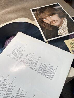 The Beatles White Album 2LP SWBO-101 Canada Complete Poster Photos Clean Vinyl
